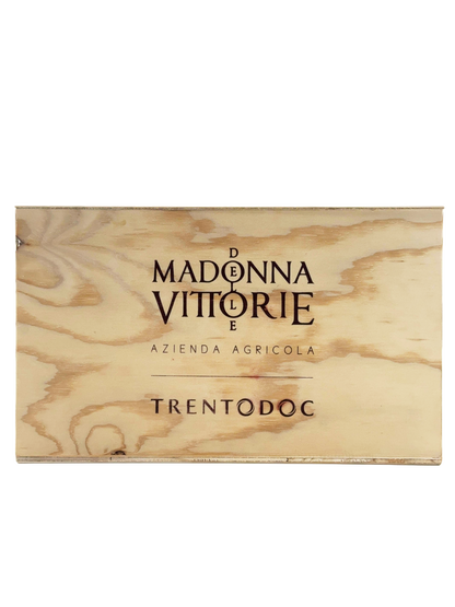 Suaglass Wooden Box Madonna of Victories