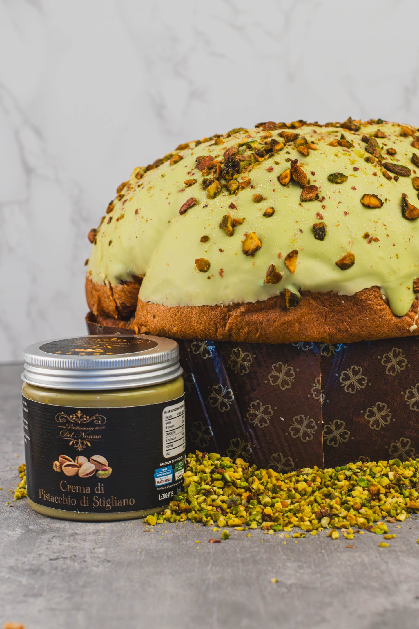 Artisanal Pistachio Panettone with spreadable cream 1kg